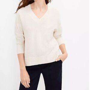 LOFT V Neck Lightweight Sweater Size S Light Gray Color. NWT